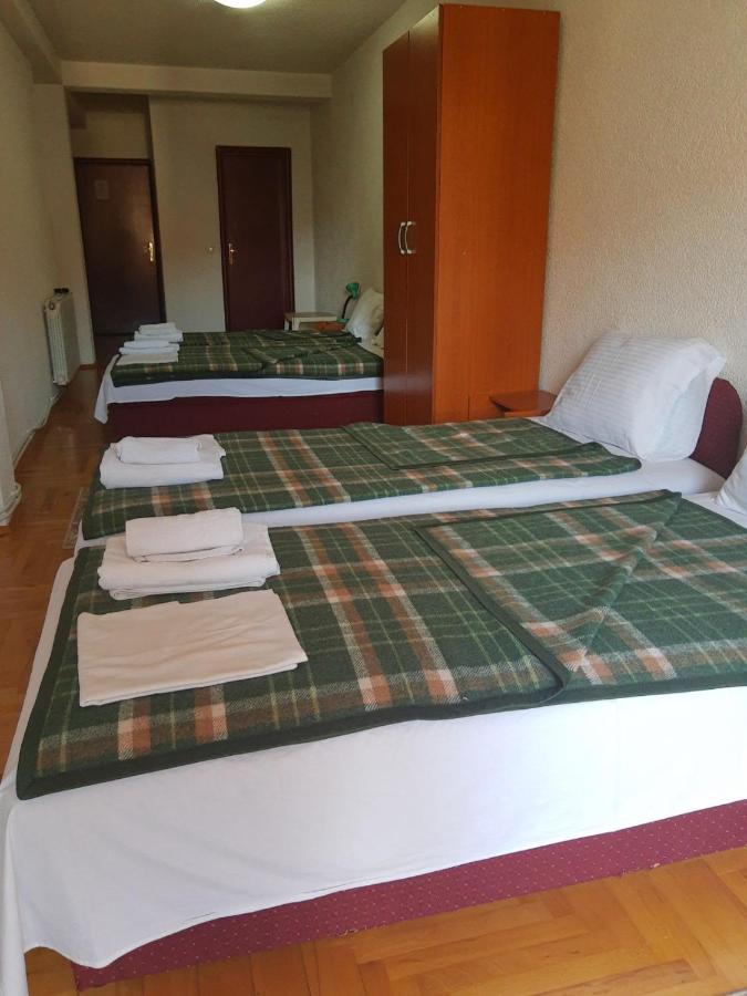 Hotel Montenegro Struga Esterno foto