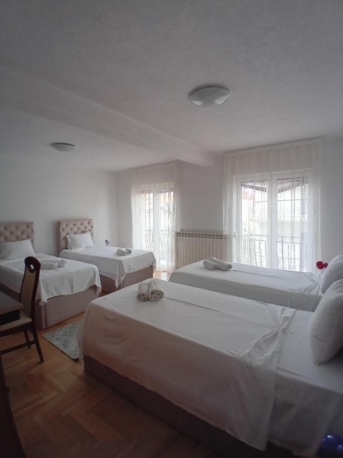 Hotel Montenegro Struga Esterno foto